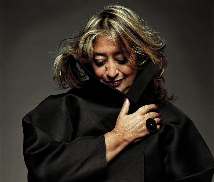 Preminula Zaha Hadid