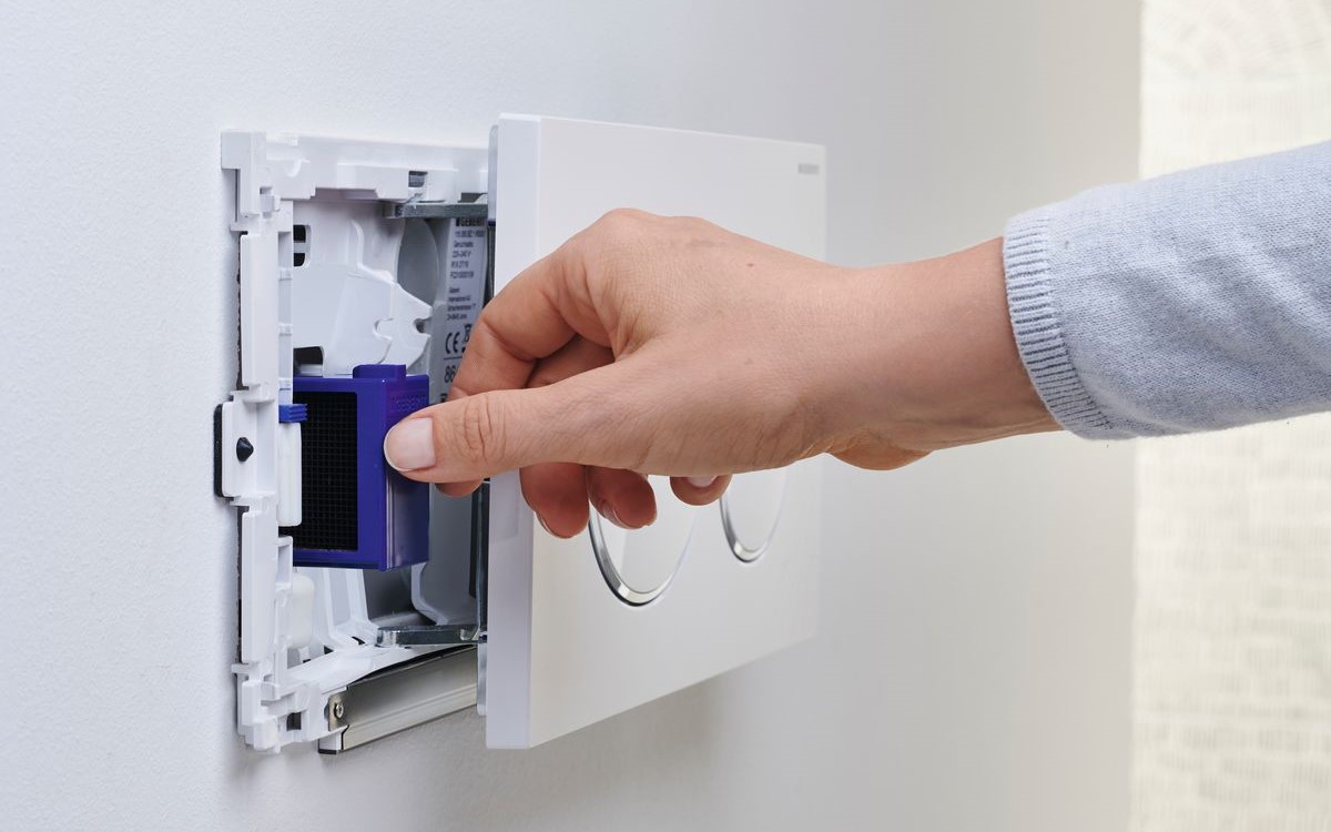 2019_Bathroom_Geberit_DuoFresh_module Inovativni Geberit modul otklanja neugodne mirise
