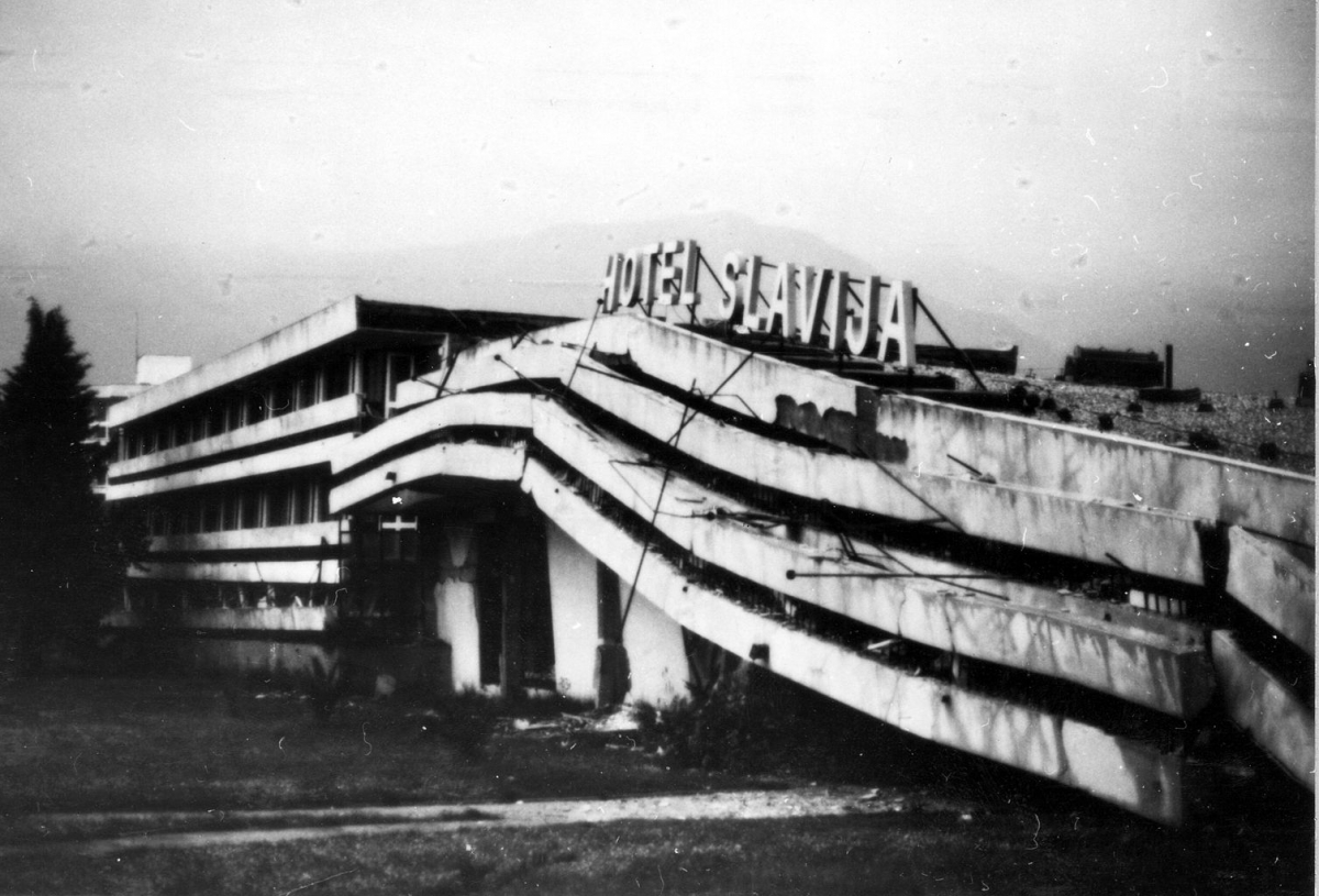 Hotel_Slavija_1979_Yugoslavia_Earthquake Primjedbe na prijedlog zakona o obnovi zgrada oštećenih potresom