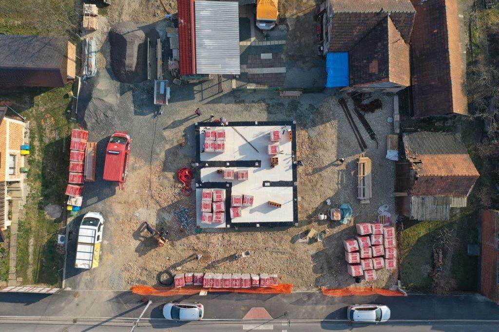 Donacija_Wienerberger_04 Vatrogascu iz Gline doniran sav materijal za novi dom