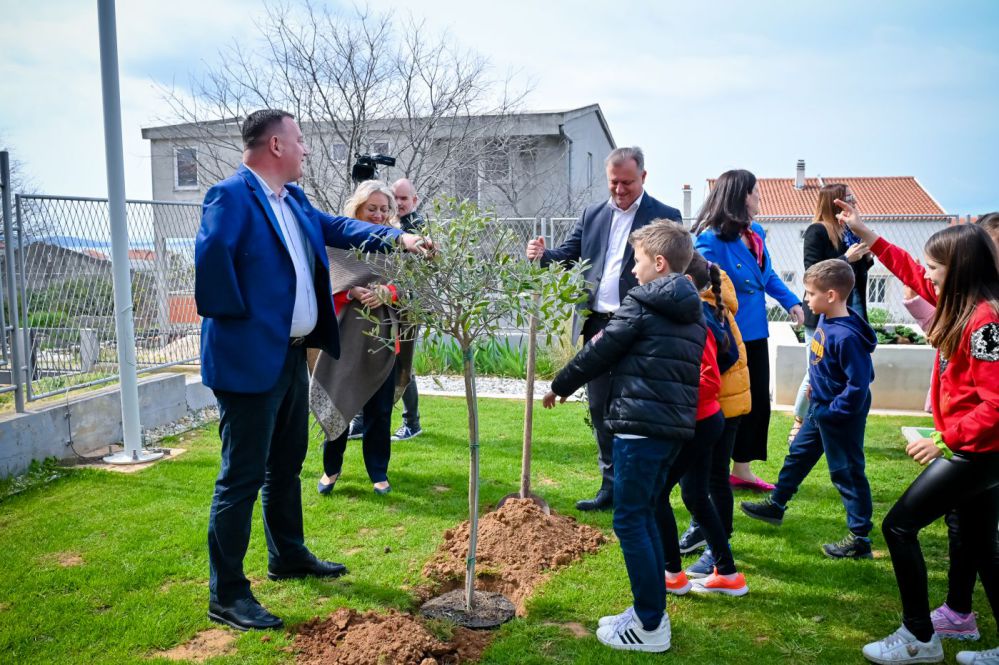 STREAM-Ploa_40 Postavljanjem kišnih vrtova do smanjenja rizika od poplava u zadarskoj županiji