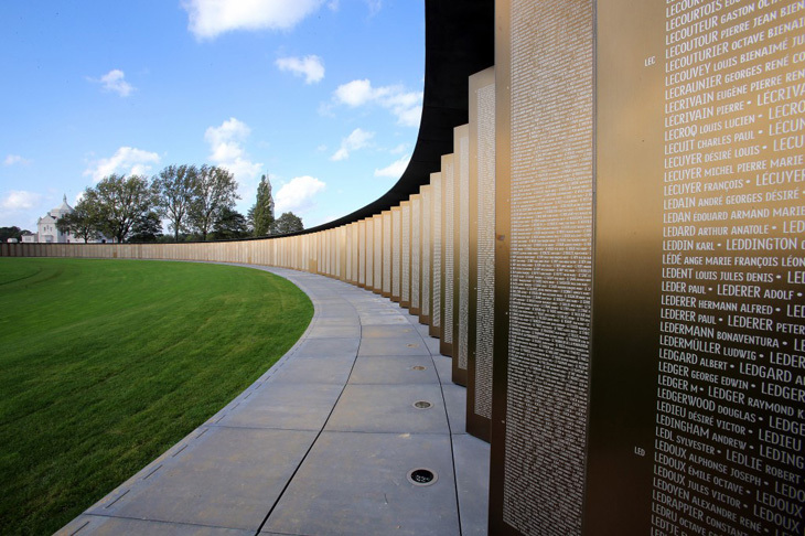 Ring_of_Memory-International_Memorial_of_Notre_Dame_de_Lorette_Albain-Saint-Nazaire 25 finalista za Europsku nagradu za urbani javni prostor 2016.