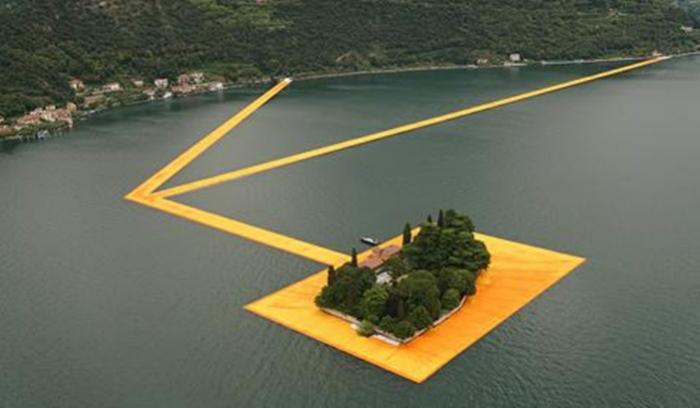 christo-and-jeanne-claude-floating-piers-lake-iseo-italy-designboom-01-vert Plutajuće platforme na jezeru Iseo