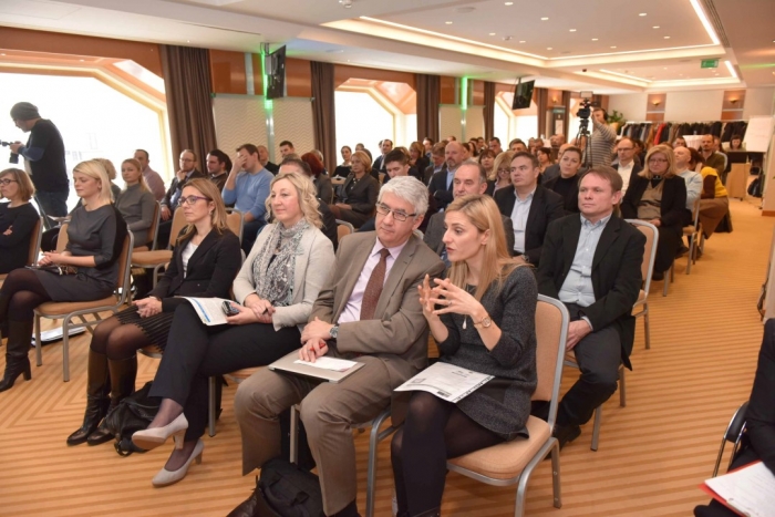 CRC_4904_Custom Projekt suradnje i dijaloga u području energetske obnove zgrada