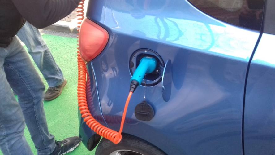 Pun04_Custom Pun04_Custom ZADAR - otvorena prva javna punionica za elektromotorna vozila