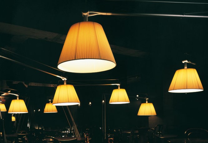 Philippe_stark_Flos Stolne, zidne, viseće lampe Valentina - Studio Italia design