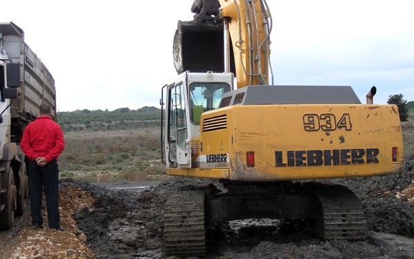 bager934 MERCEDES ACTROS 4144 OTVORENI SA SAMOISTOVARIVANJEM