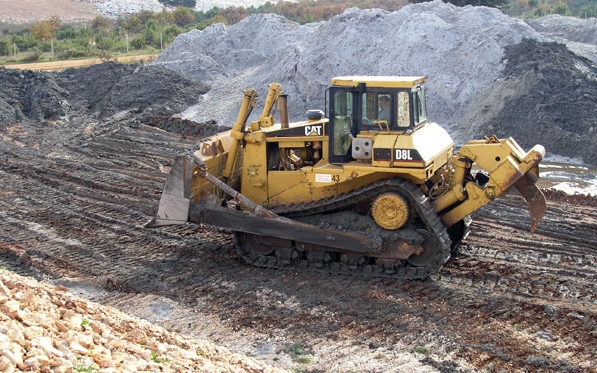 buldozer5 DROBILICA ROTACIONA TEREX FINALY 1310