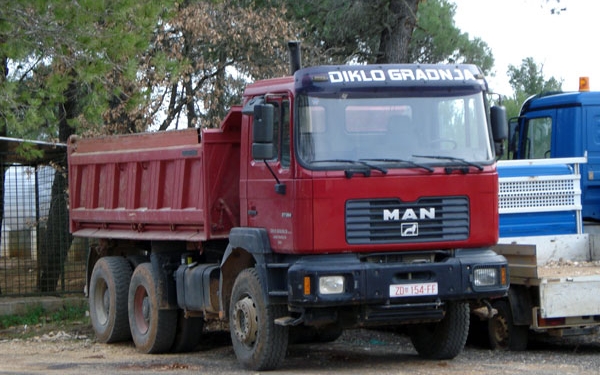 kamion_6 MERCEDES ACTROS 4144 OTVORENI SA SAMOISTOVARIVANJEM